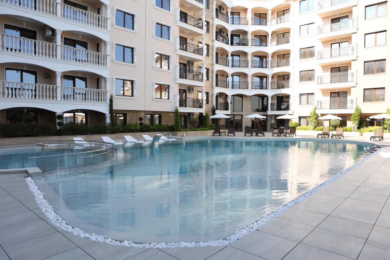 Valencia Gardens Luxury Apartments Nesebar Bagian luar foto