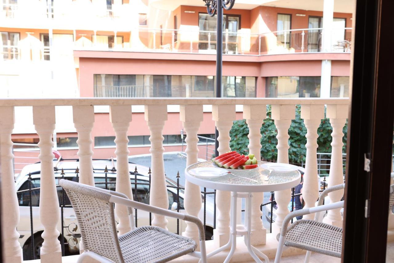 Valencia Gardens Luxury Apartments Nesebar Bagian luar foto