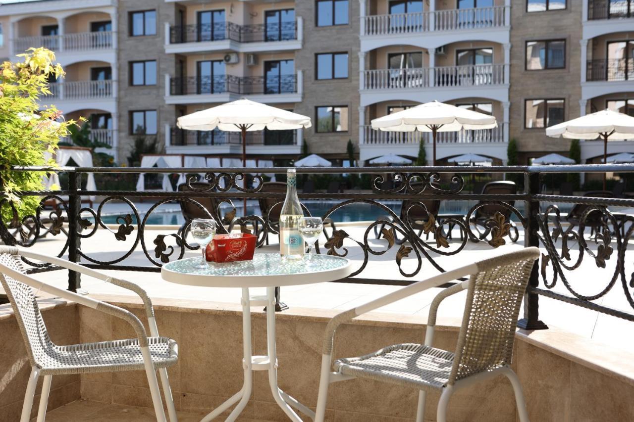 Valencia Gardens Luxury Apartments Nesebar Bagian luar foto