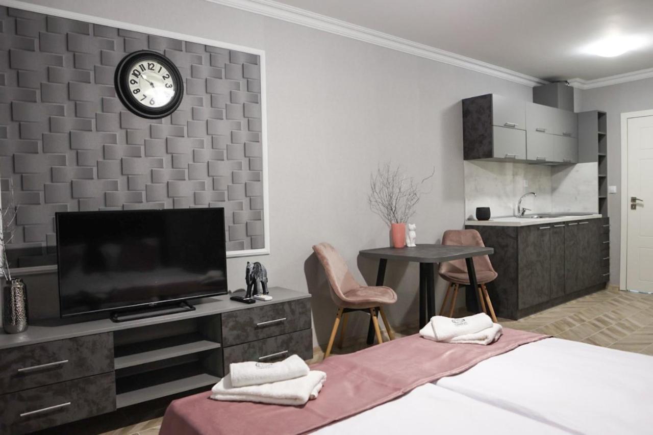 Valencia Gardens Luxury Apartments Nesebar Bagian luar foto