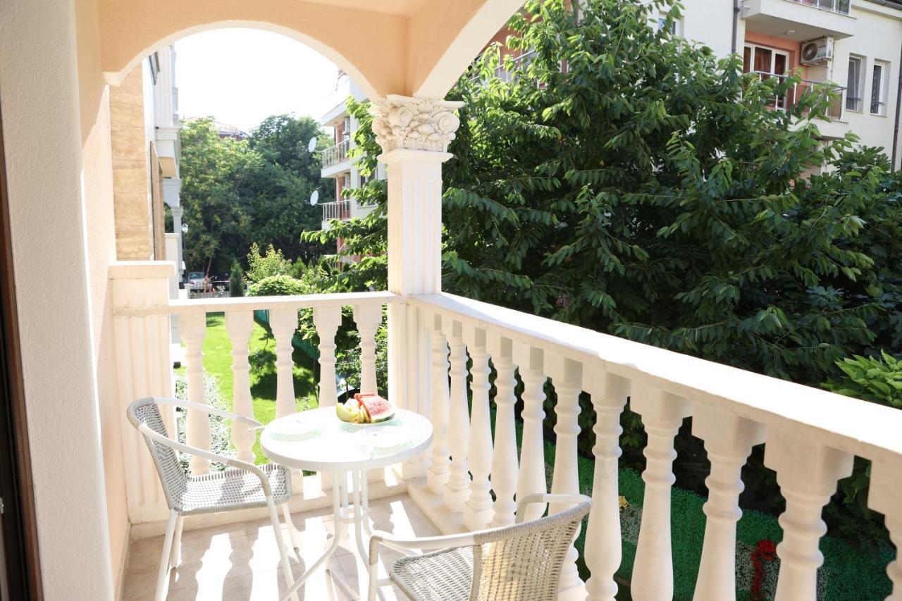 Valencia Gardens Luxury Apartments Nesebar Bagian luar foto